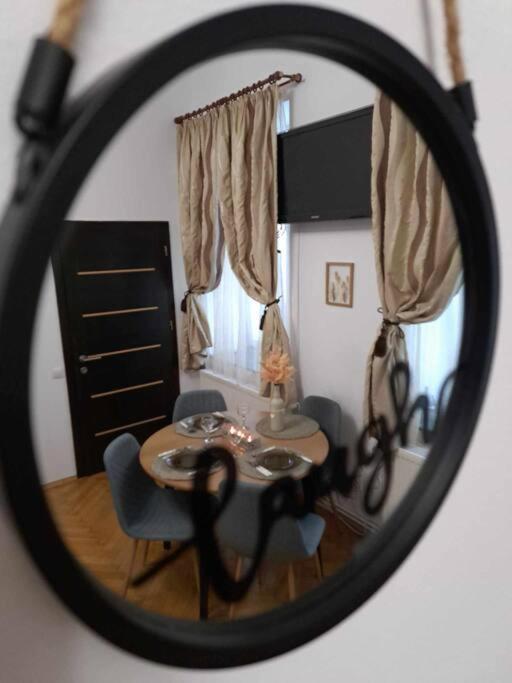 Sofia'S Home Comfy Studio In The Old Town 布拉索夫 外观 照片