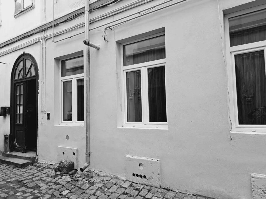 Sofia'S Home Comfy Studio In The Old Town 布拉索夫 外观 照片